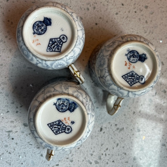 Rare Antique Royal Worcester Blue/White Floral Porcelain Demitasse Cups Set of 3 - Picture 4 of 16